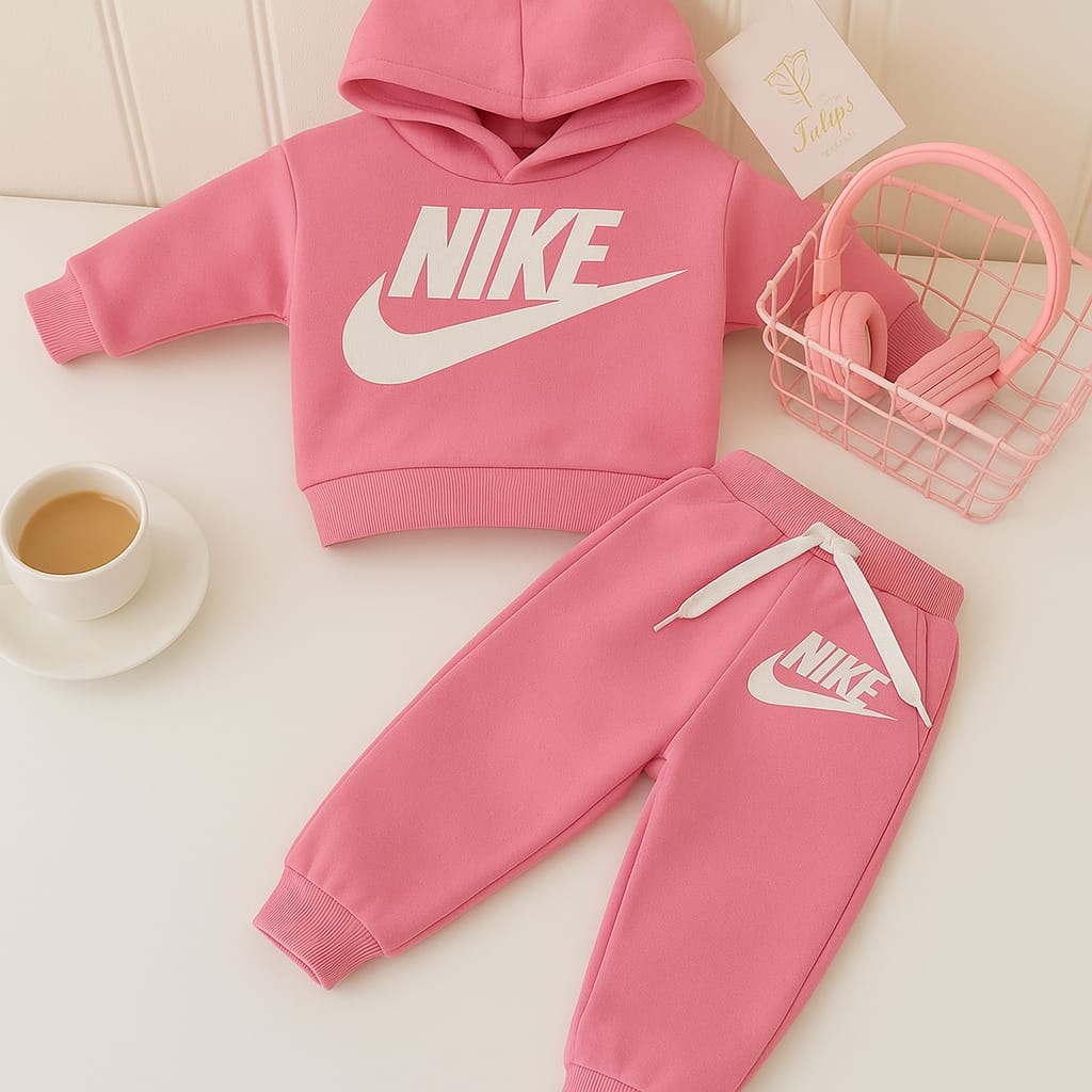 طقم كلاودي بينك NIKE