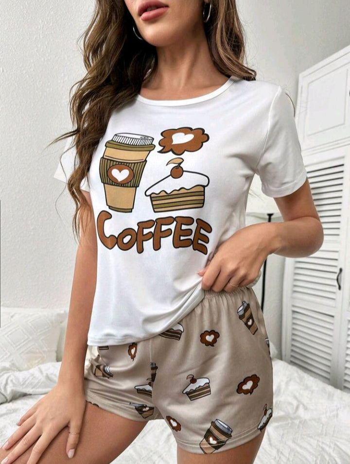 بيجاما شي ان توب ابيض كوفي شورت بيج